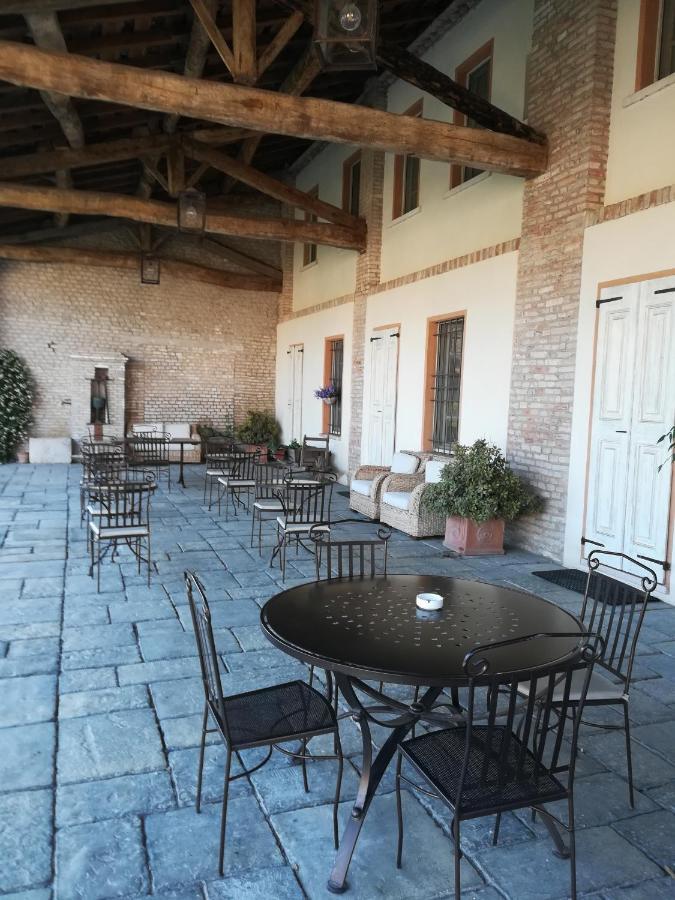 Hospitale I Mori Bed & Breakfast Asola Luaran gambar