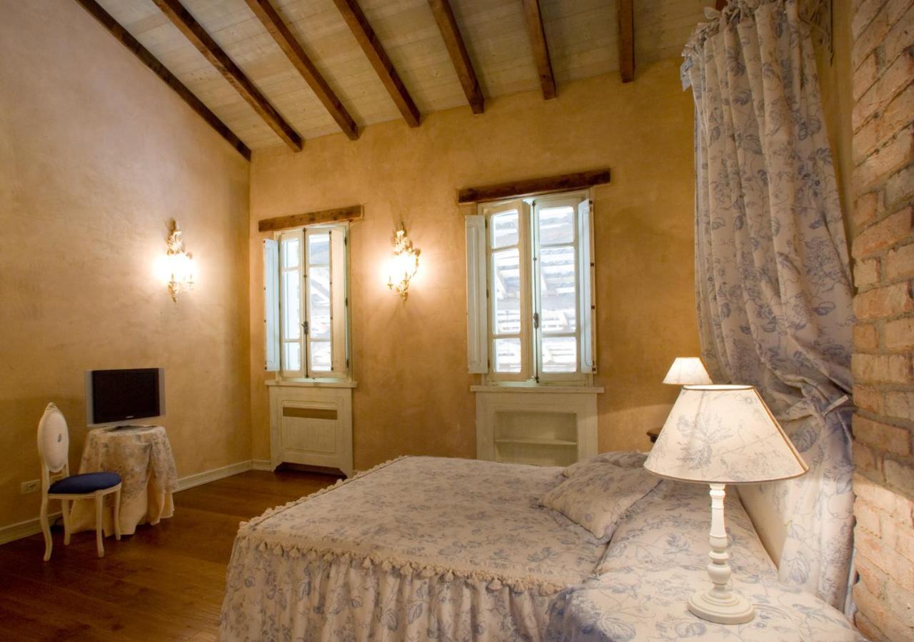 Hospitale I Mori Bed & Breakfast Asola Luaran gambar
